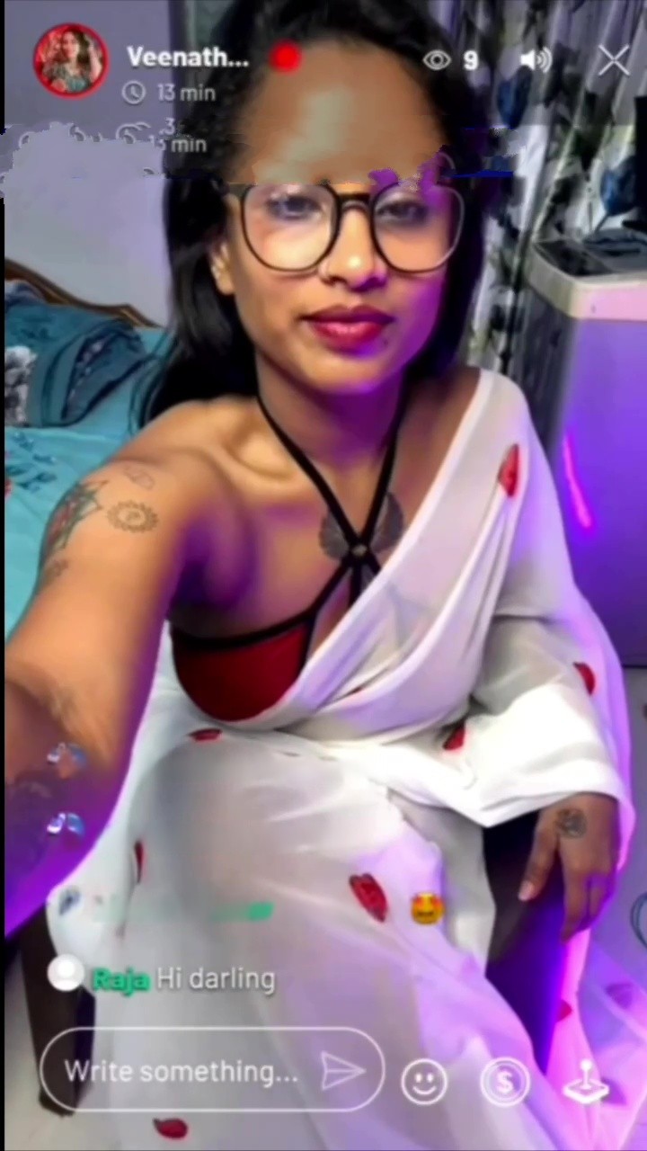 Insta Tamil Model Veena Thaara Live Show