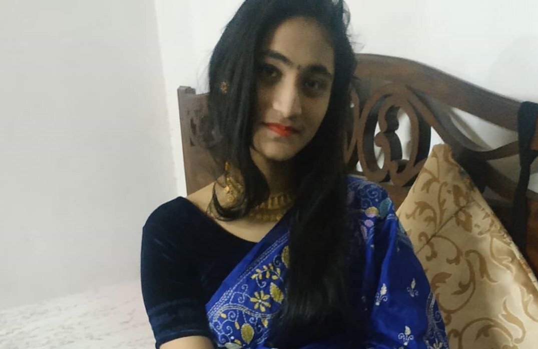 Mmsbee Hot Figure Girl Showing Cute Boobs and Pussy