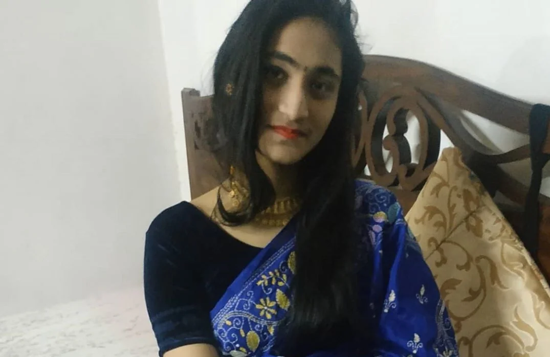Mmsbee Hot Figure Girl Showing Cute Boobs and Pussy